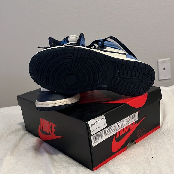 Air Jordan Retro High OG GS 
4y/ 5.5w
Only worn a couple times
Open to offers - Picture 5 of 6